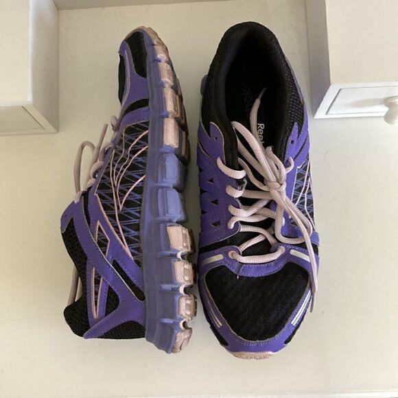 Reebok Running Shoes Purple size 8 - Picture 2 of 6